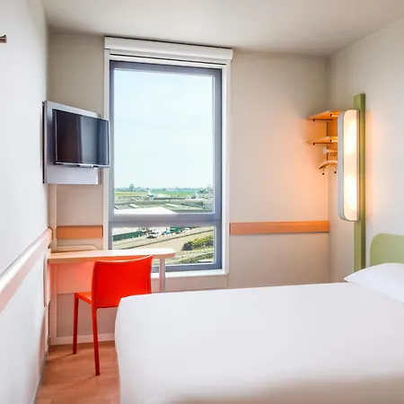 호텔 Ibis Budget Paris Coeur D'orly Airport
