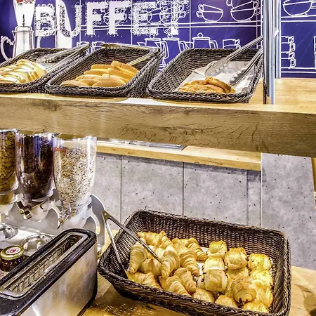 Hotel Ibis Budget Paris Coeur D'orly Airport Orly