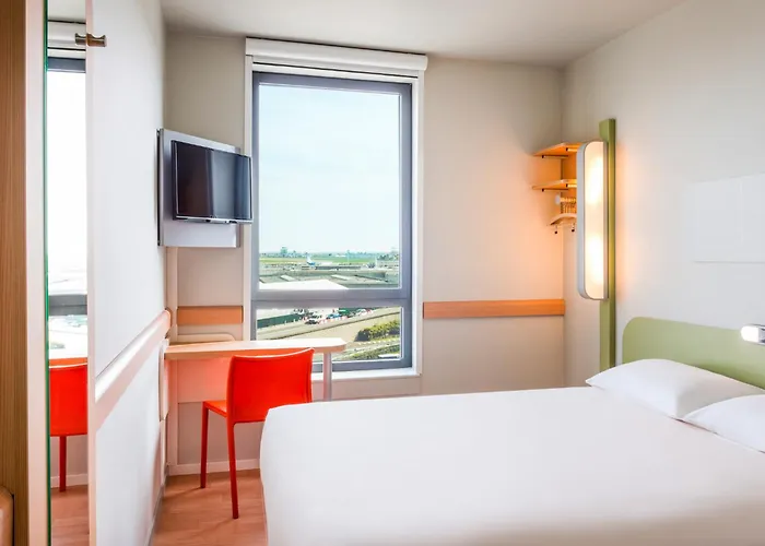 Hotel Ibis Budget Paris Coeur D'orly Airport