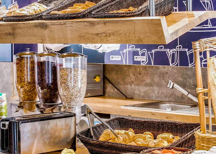 Ibis Budget Paris Coeur D'orly Airport Hotel 2*