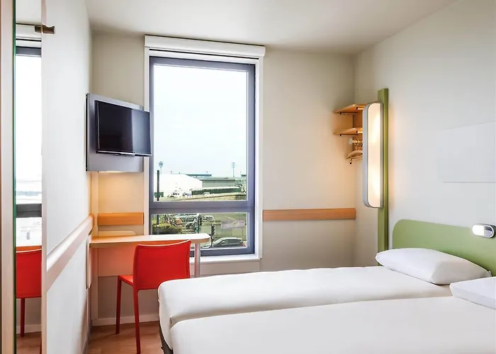Hotel Ibis Budget Paris Coeur D'orly Airport